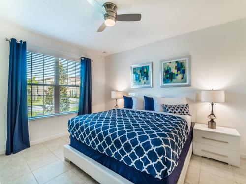 Oak Tree Villa 4140