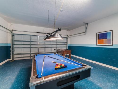 Oak Tree Villa 4140