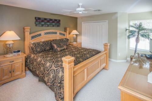 Ron's Highlands Reserve Villa - Five Bedroom Home