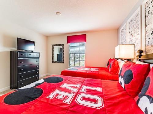 Caddie Headquarters 9157