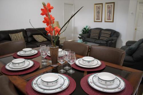 Laurel Ridge Villa 195
