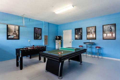 Champions Gate - Eight Bedroom Villa - Cg012