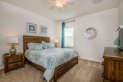 6 Bedroom, 5 Bath Vacation 4164od Villa