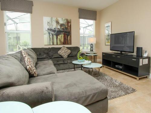 Oaktree Hearth 4204