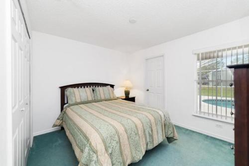 Deep Den 17609