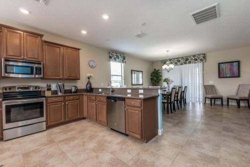 Rolling Fairway Villa 1458