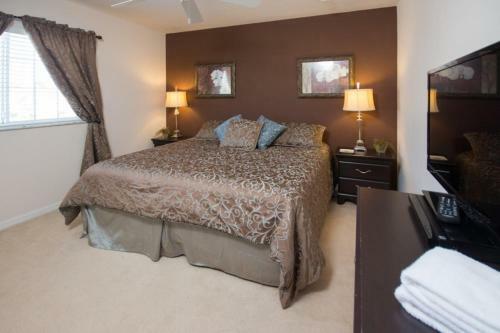 Enchanted West Haven Villa - Five Bedroom Home