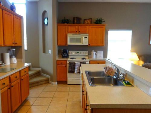 Star Five-bedroom Home 5ms