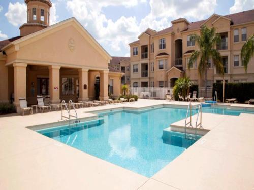 Mickey's Pool View