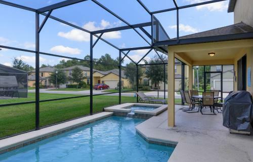 X-large Pool With Game Room 11cp14