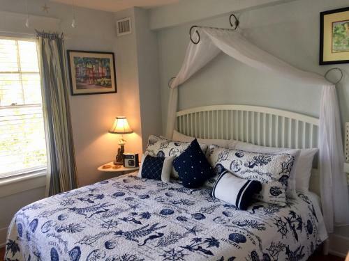 Bed & Breakfast The German Berl� Inn