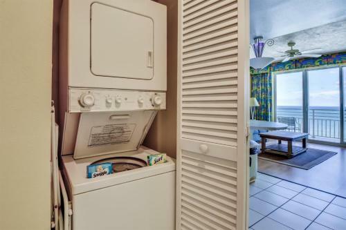 Ocean Walk Resort Unit 1208