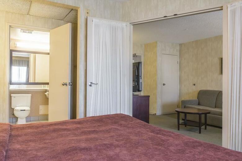 Hotel Quality Suites Laval