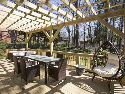 Stunning, New 6 Bdr 4ba Decatur Home W/ Bonus Room