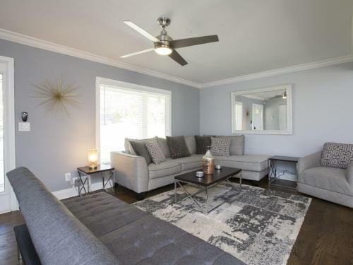 Stunning, New 6 Bdr 4ba Decatur Home W/ Bonus Room
