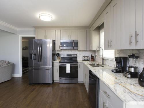 Stunning, New 6 Bdr 4ba Decatur Home W/ Bonus Room