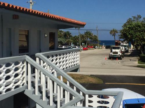The 925 Ocean Boutique Hotel