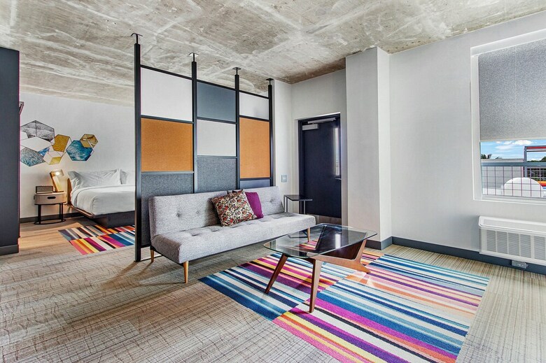 Hotel Aloft Delray Beach