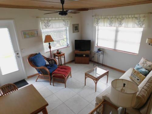 Apartamento The Grove Beach Condominiums