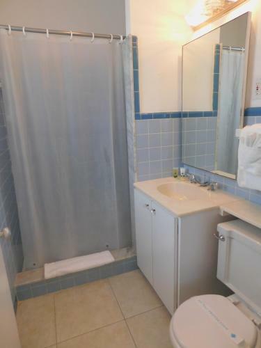 Apartamento The Grove Beach Condominiums