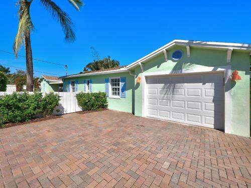 520 Ne 3rd Avenue Home