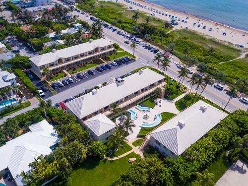 Hotel The Dover House Resort