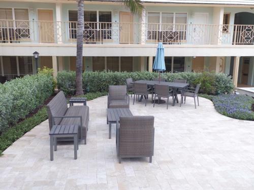 Hotel The Dover House Resort
