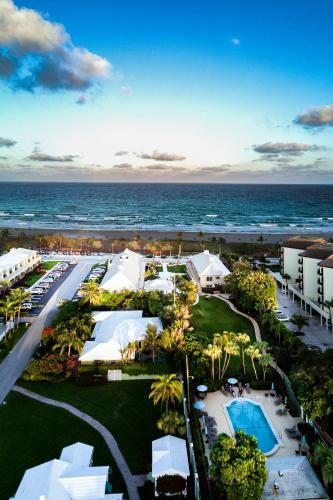 Hotel The Dover House Resort