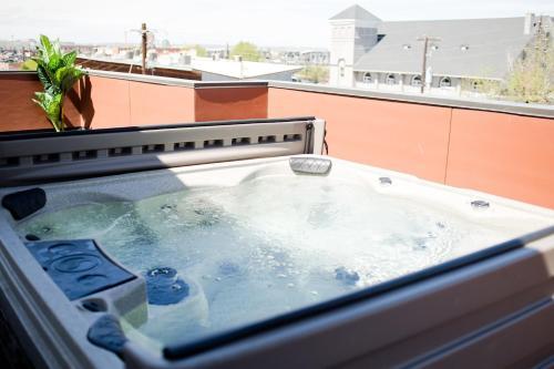 Villa New Luxurious Vacation Home In Dt Denver Sleeps 12