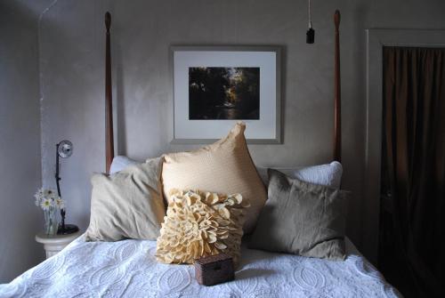 Bed & Breakfast Off Broadway B & B