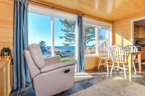 Pirate Cove Cottage 1