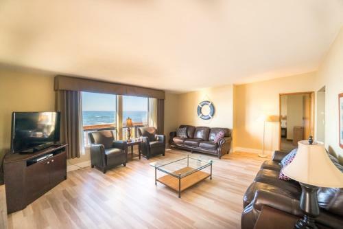 Surf Rider House 3139
