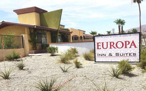 Hotel Europa Inn & Suites