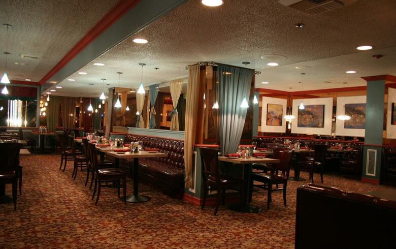 Plaza Hotel & Casino