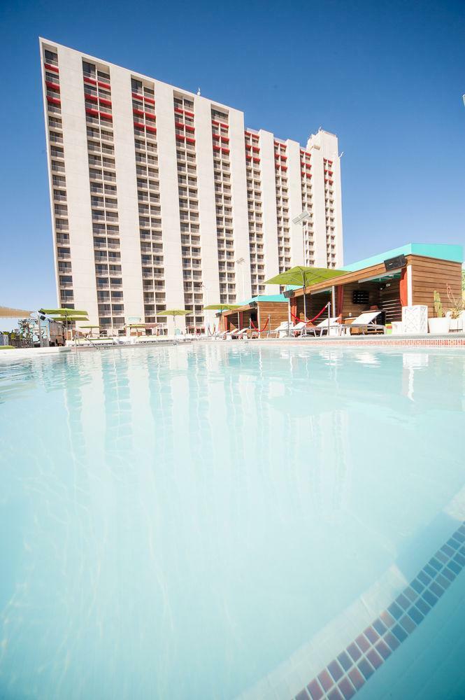Plaza Hotel & Casino