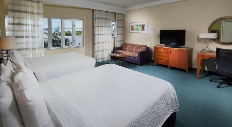 Hotel Courtyard By Marriott Miami Beach South Beach