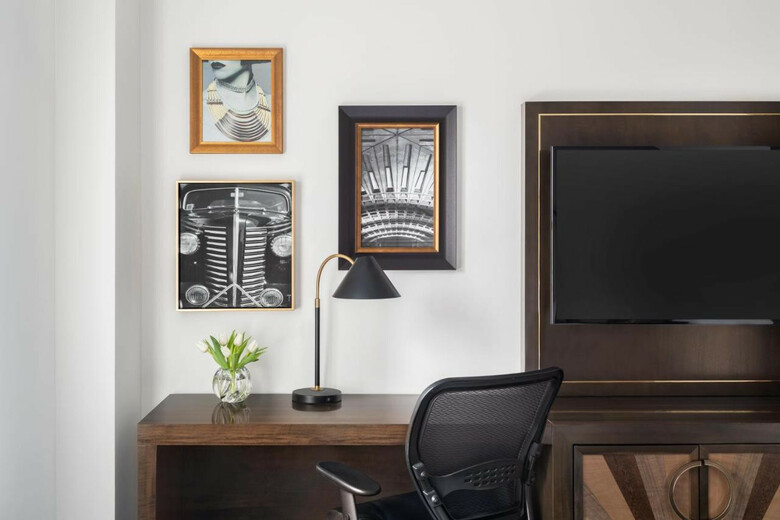 Hotel Martinique New York On Broadway, Curio Collection By Hilton