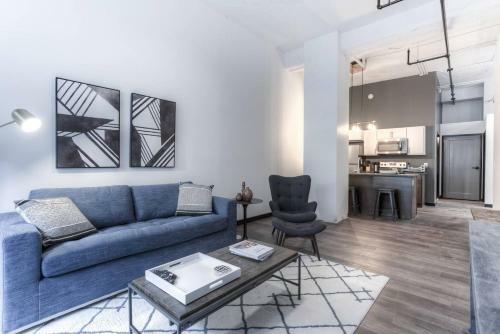 Downtown 1br Apartment Next To Public Transit
