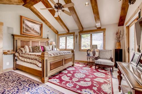 611 Oro Grande Street House