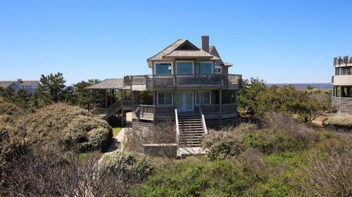 Ariel House