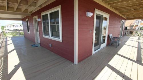 Doc & Ruby Home