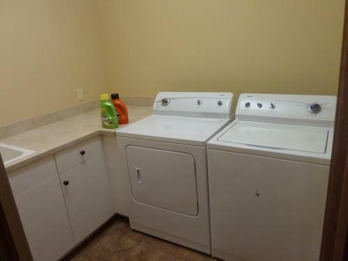 Cascade Village - Townhome 2b