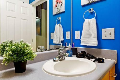 Apartamento Trifecta ? Historic Brick 2br Getaway ? Superhost