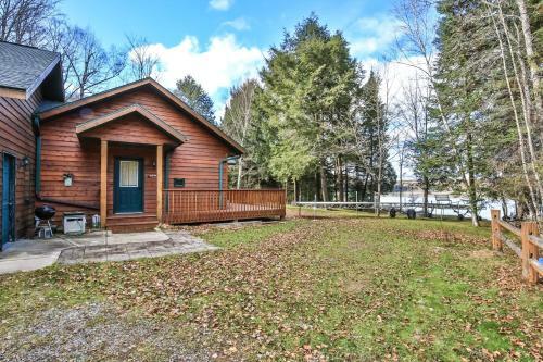 Kentuck Lake Retreat Cottage