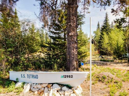 The S.s. Tetrad Cabin