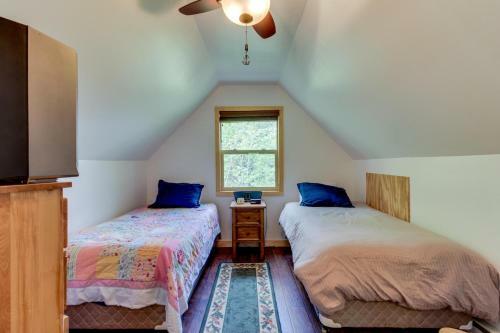 The S.s. Tetrad Cabin