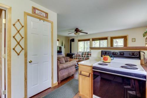 The S.s. Tetrad Cabin