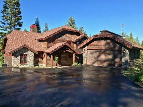 Clearwater Chalet At Tamarack Resort