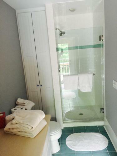 Hostal The Edgartown Cottage