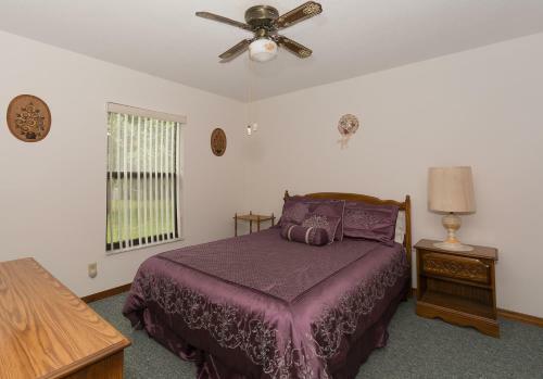 318p - Paradise Lane Home